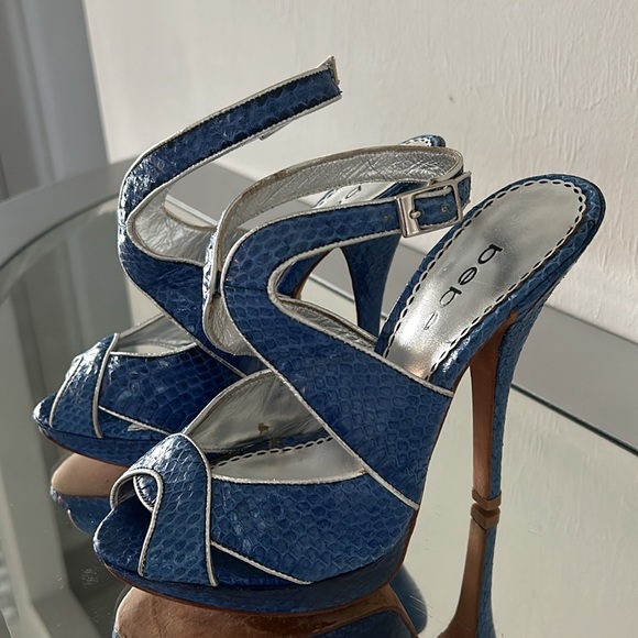 Bebe Jenna Blue Leather Slingback Platform Pumps, size 7 - Picture 3 of 12